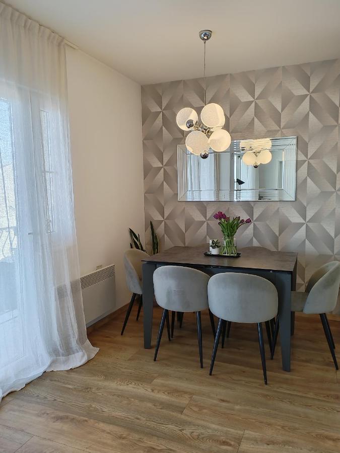 Apartmani Leo-Marin Макарска Экстерьер фото