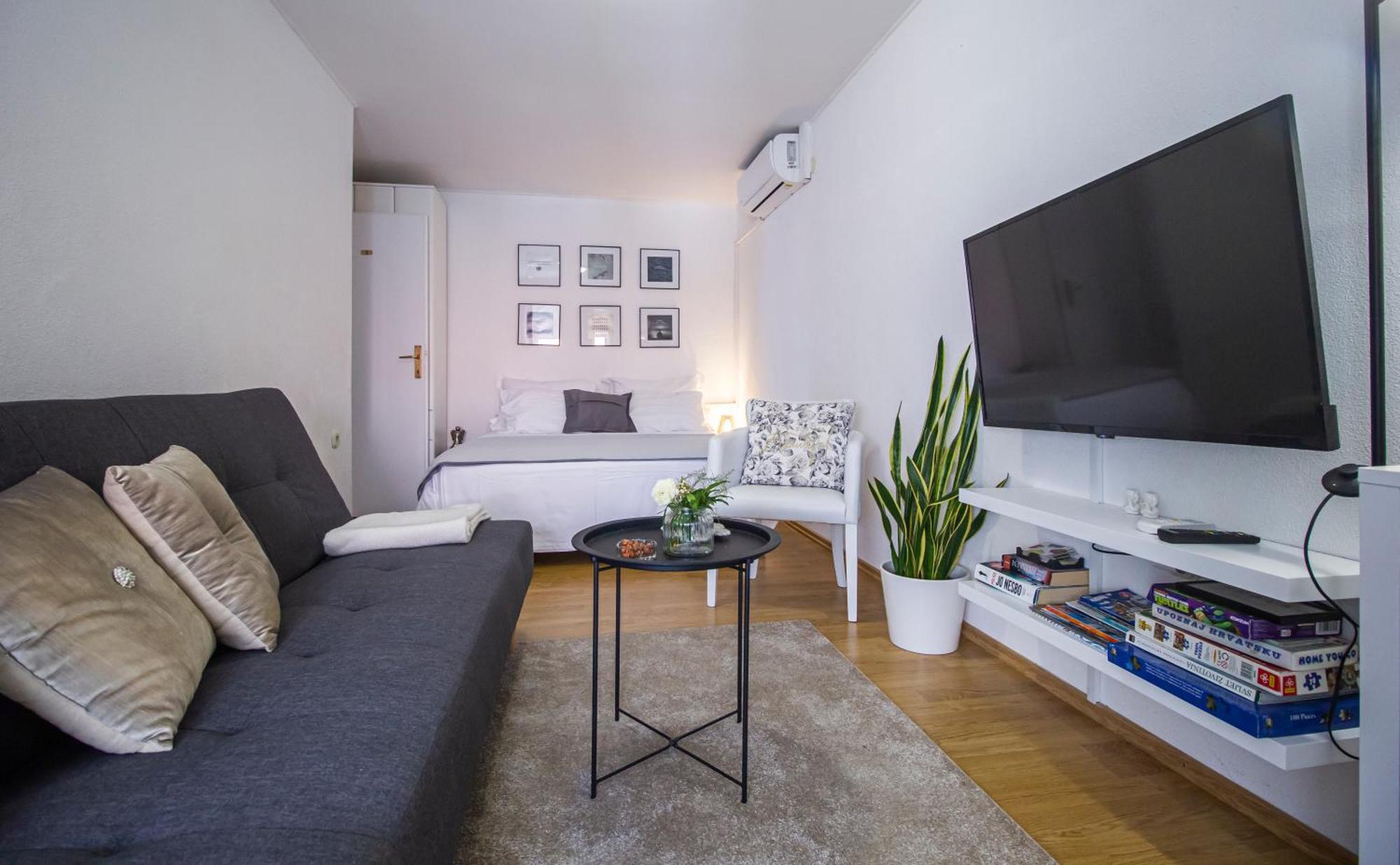 Apartmani Leo-Marin Макарска Экстерьер фото