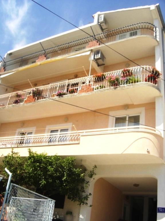 Apartmani Leo-Marin Макарска Экстерьер фото