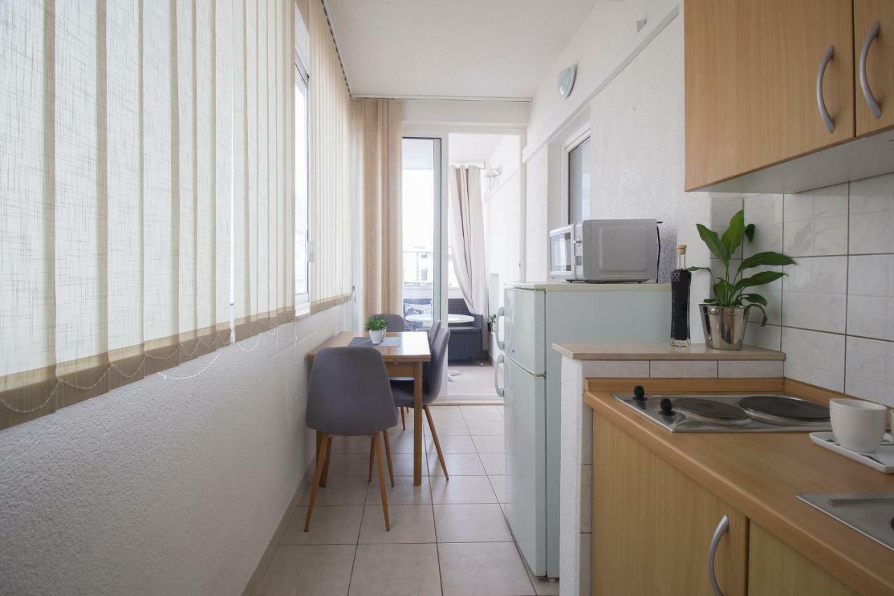 Apartmani Leo-Marin Макарска Экстерьер фото
