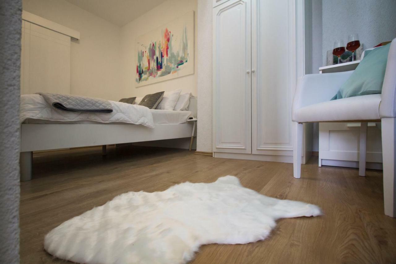 Apartmani Leo-Marin Макарска Экстерьер фото